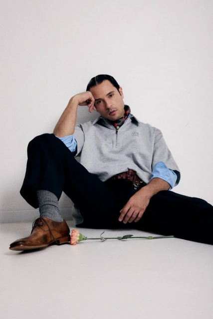 GIUSEPPE GIOFRÈ: BODY LANGUAGE AS PO ...