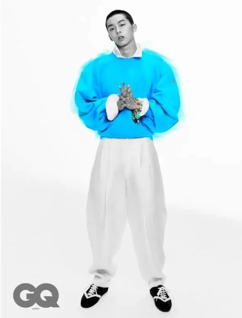 불꽃놀이처럼 터지는 컬러 팔레트의 향연