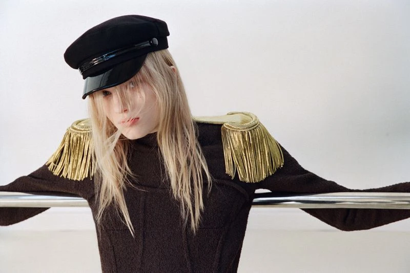 By Hart Lëshkina and Bérenger Pelc