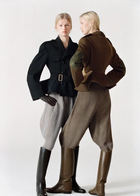 By Hart Lëshkina and Bérenger Pelc