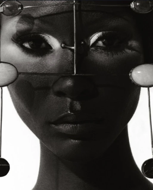 Mahany Pery by Mar+Vin