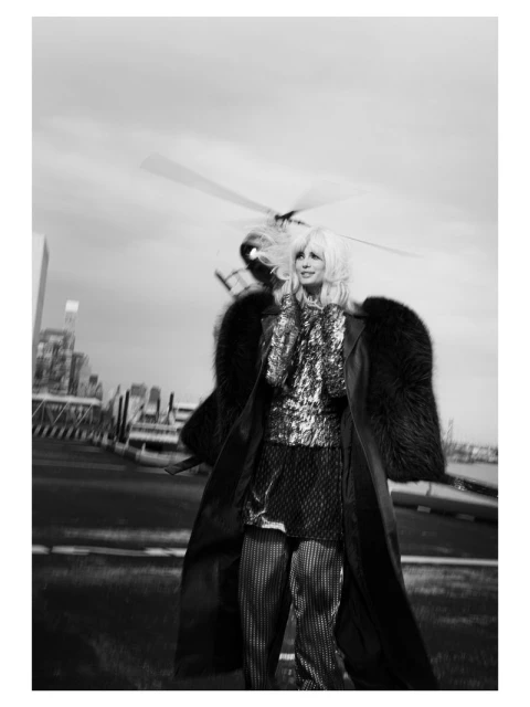 Confessional N.02 Women’s Magazine F ...