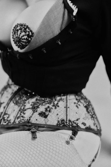 Amanda Lepore - Architect of Glam