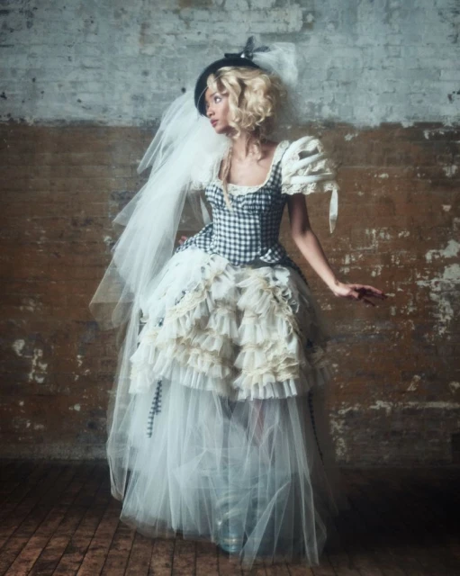 Maxwell Bresler ARCADIA - Debut Cou ...