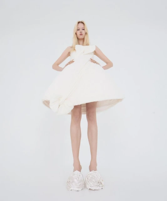 SENSE AND SENSIBILITY- Dior Special