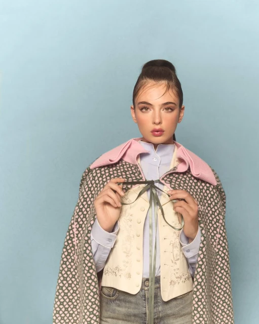 Deva Cassel for Harper's Bazaar Turk ...