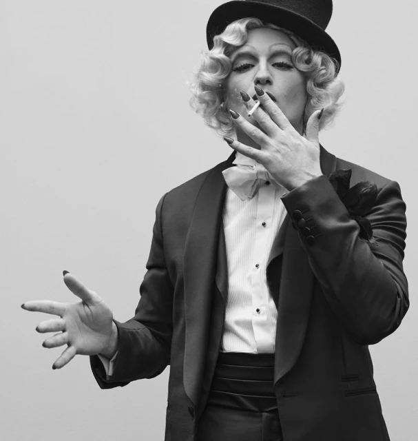 NICOLAS MAURY INTERPETS MUSIC ICONS