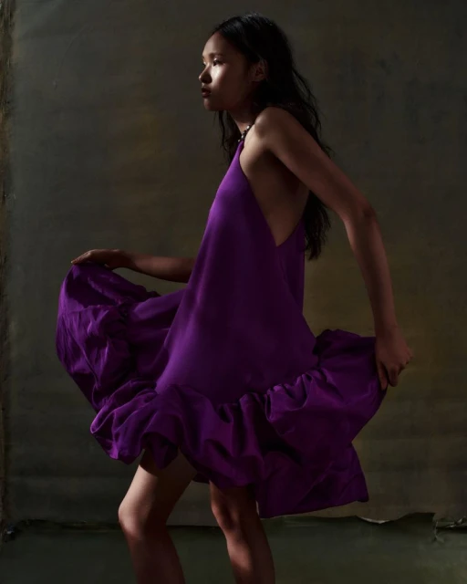 Fashion Becomes Art / Balenciaga x M ...