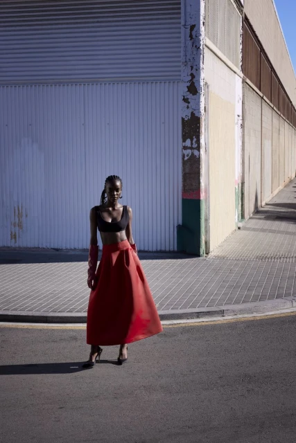 8x elegante looks met een gewaagd kl ...