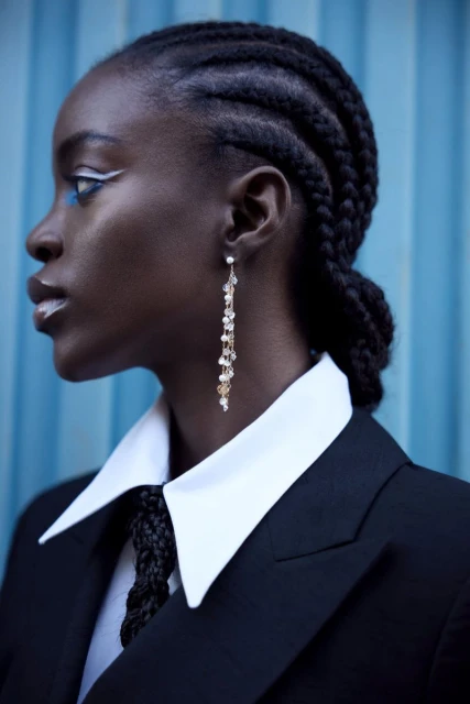 8x elegante looks met een gewaagd kl ...