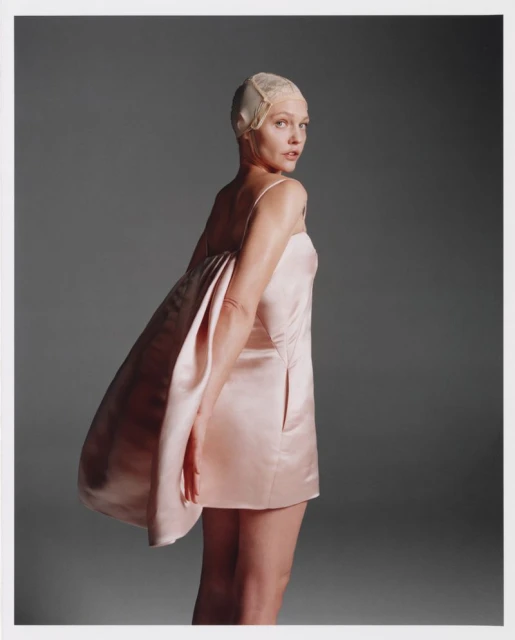 Sasha Pivovarova "A model and an art ...