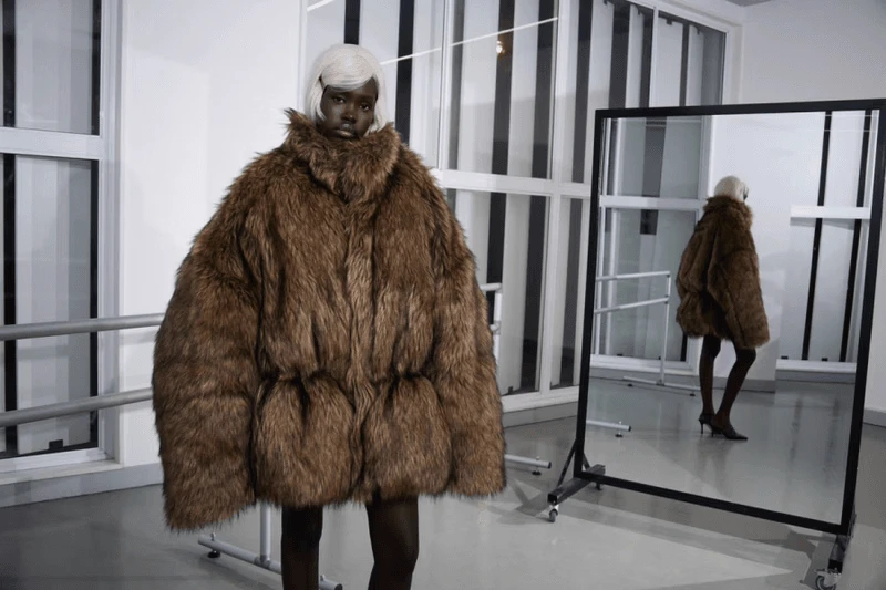 THE QUIET BETWEEN SCREENS