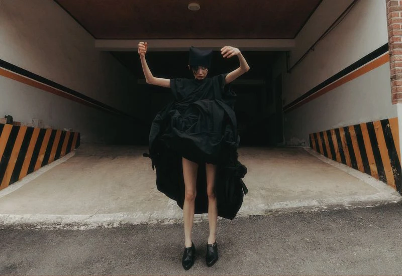 Beyond the Border: EENK