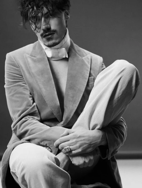 Paris faces and names by Kira Bunse