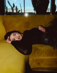 Amber Midthunder in conversation with Ayo Edebiri