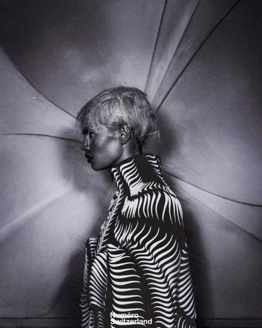 Iris Van Herpen Numéro Switzerland ( ...