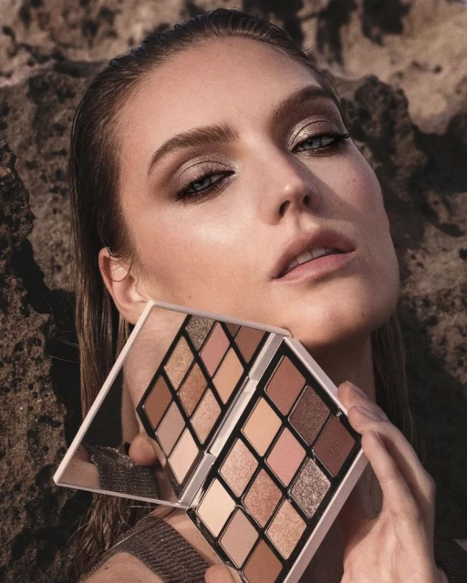 Ethereal Eyes™ Eyeshadow Palette: Th ...