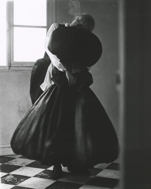 SOMETHING LIKE COUTURE