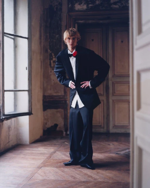 SOMETHING LIKE COUTURE