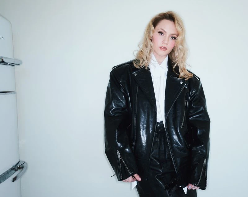 Iris Apatow in conversation with Mad ...