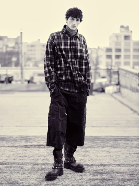 Fashion Becomes Art Issue