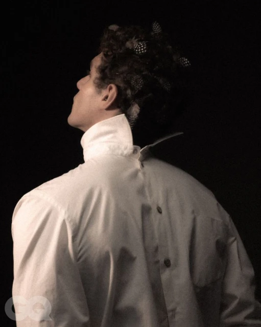 Between the skin & the structure