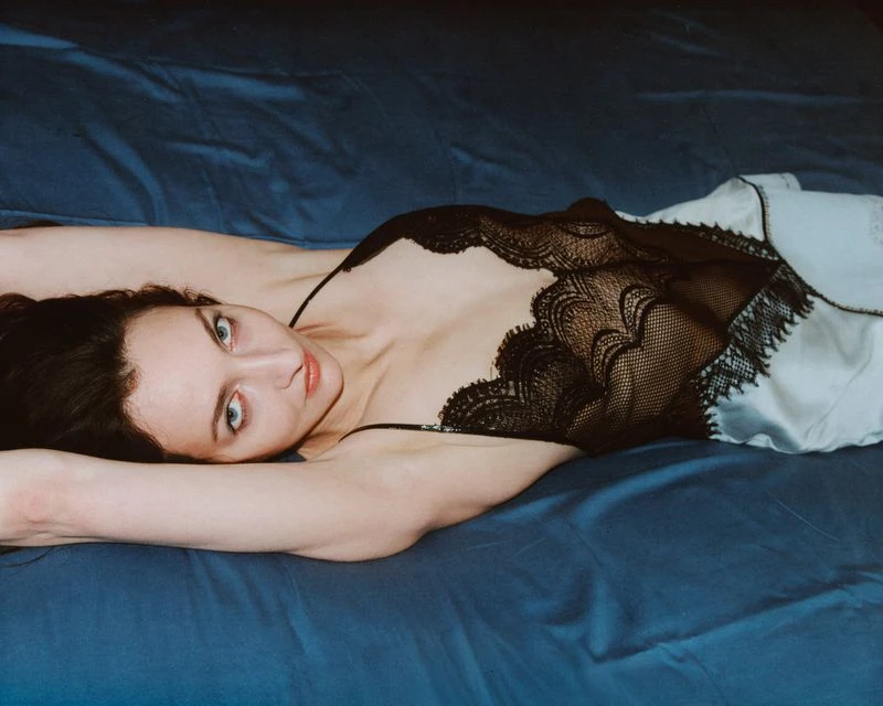 Tish Weinstock: Lightness in the Dark