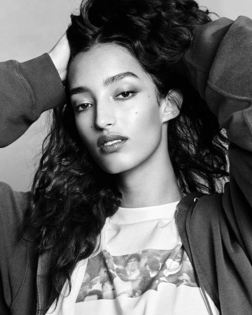 Mona Tougaard by Luigi & Iango