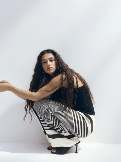 “CONFIDENT MINIMALISM”