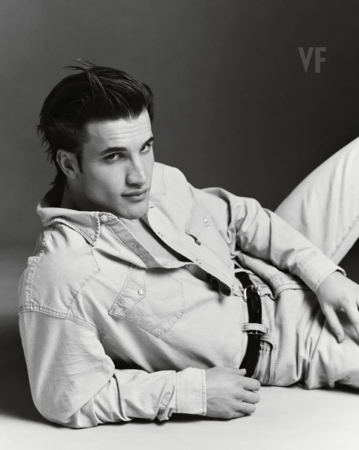 A Man in Paris by Zeb Daemen