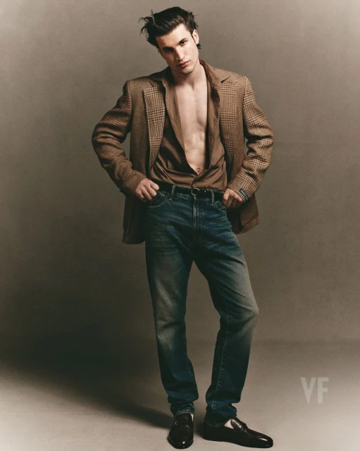 A Man in Paris by Zeb Daemen