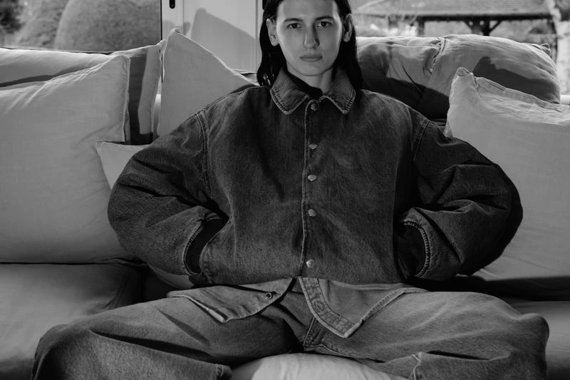 Alei Journal x Levis