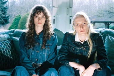 Alei Journal x Levis