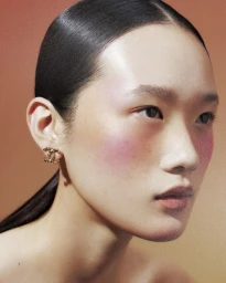 Comete by Valentina Li