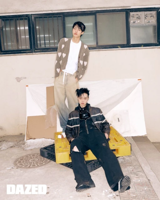 3월, 설렘과 익숙함이 교차하는 낯선 순간. 새 마음 새 뜻으로 물들이고 칠하는 봄.