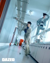 3월, 설렘과 익숙함이 교차하는 낯선 순간. 새 마음 새 뜻으로 물들이고 칠하는 봄.