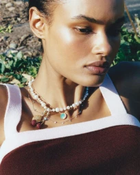 Jewellery heads to the kindergarten