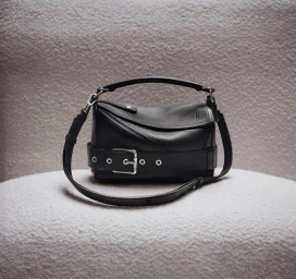 LOEWE FW 2025 PRECOLLECTION EXTRA PRODUCTS SHOOT