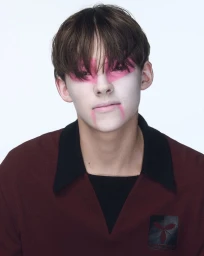 ALL–IN Nº8 “Fan Fiction” - Oliver Hadlee Pearch, Isabelle Sayer, Thomas de Kluyver