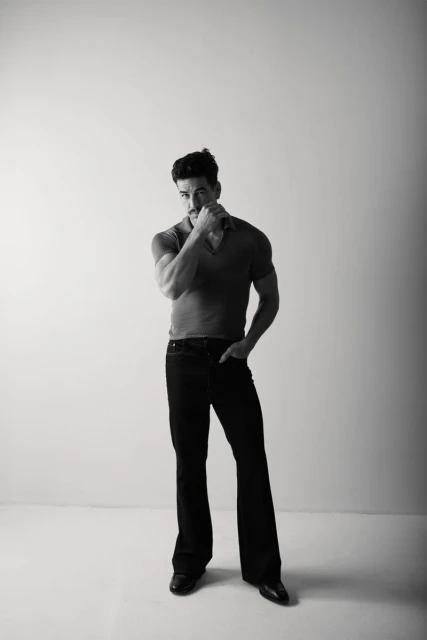 MARIO CASAS: EL CINE CORRE POR LAS VENAS