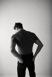 MARIO CASAS: EL CINE CORRE POR LAS VENAS