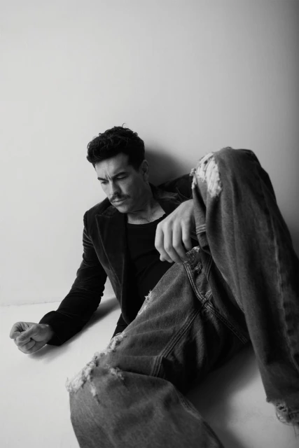 MARIO CASAS: EL CINE CORRE POR LAS VENAS