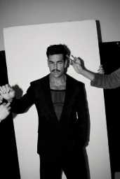 MARIO CASAS: EL CINE CORRE POR LAS VENAS