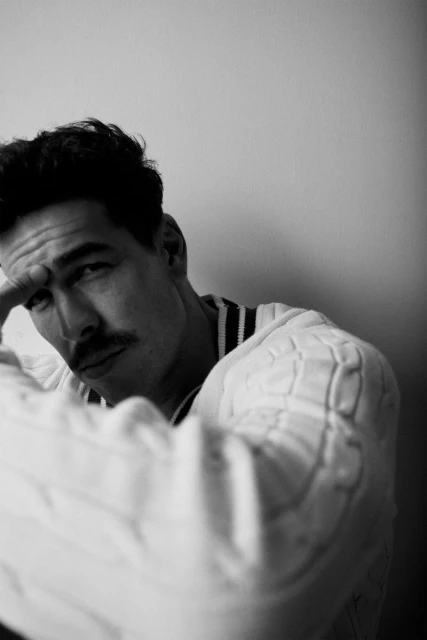 MARIO CASAS: EL CINE CORRE POR LAS VENAS