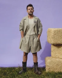 Sahneden Buluntular - Salih Bademci