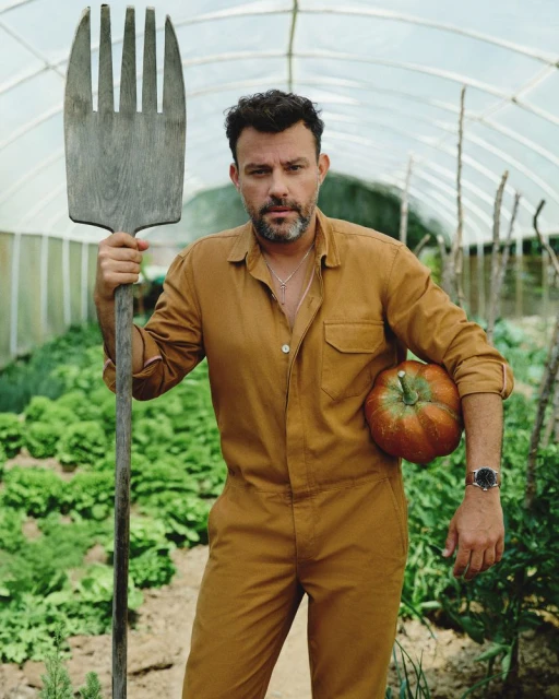 Sahneden Buluntular - Salih Bademci