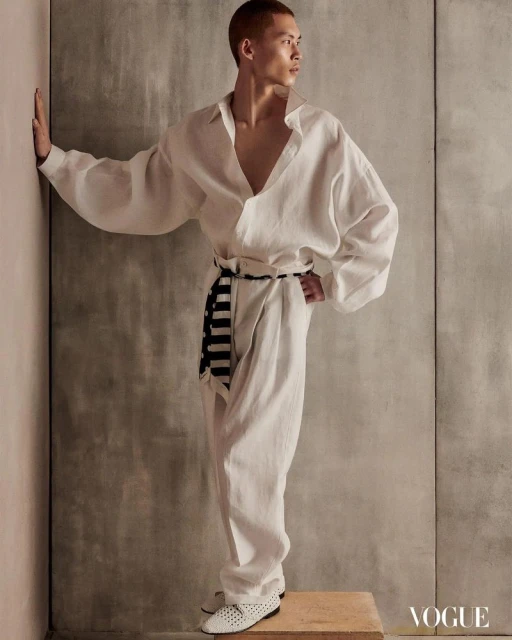 This Summer, Suiting Takes to a Lighter Touch