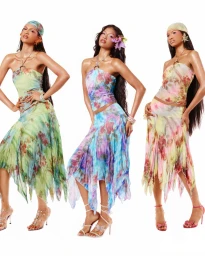 CYBERSWEETIE CAMPAIGN The Serenade collection