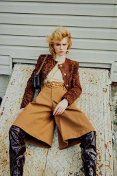 Sooner or later love is gonna getcha - Flaunt 199, Summer issue