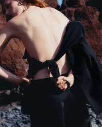 A State of (Un)Dress